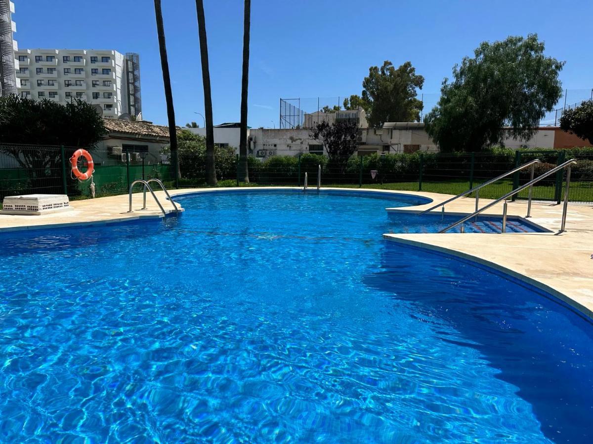 Apartamento La Carihuela A 2 Minutos De La Playa Torremolinos Extérieur photo