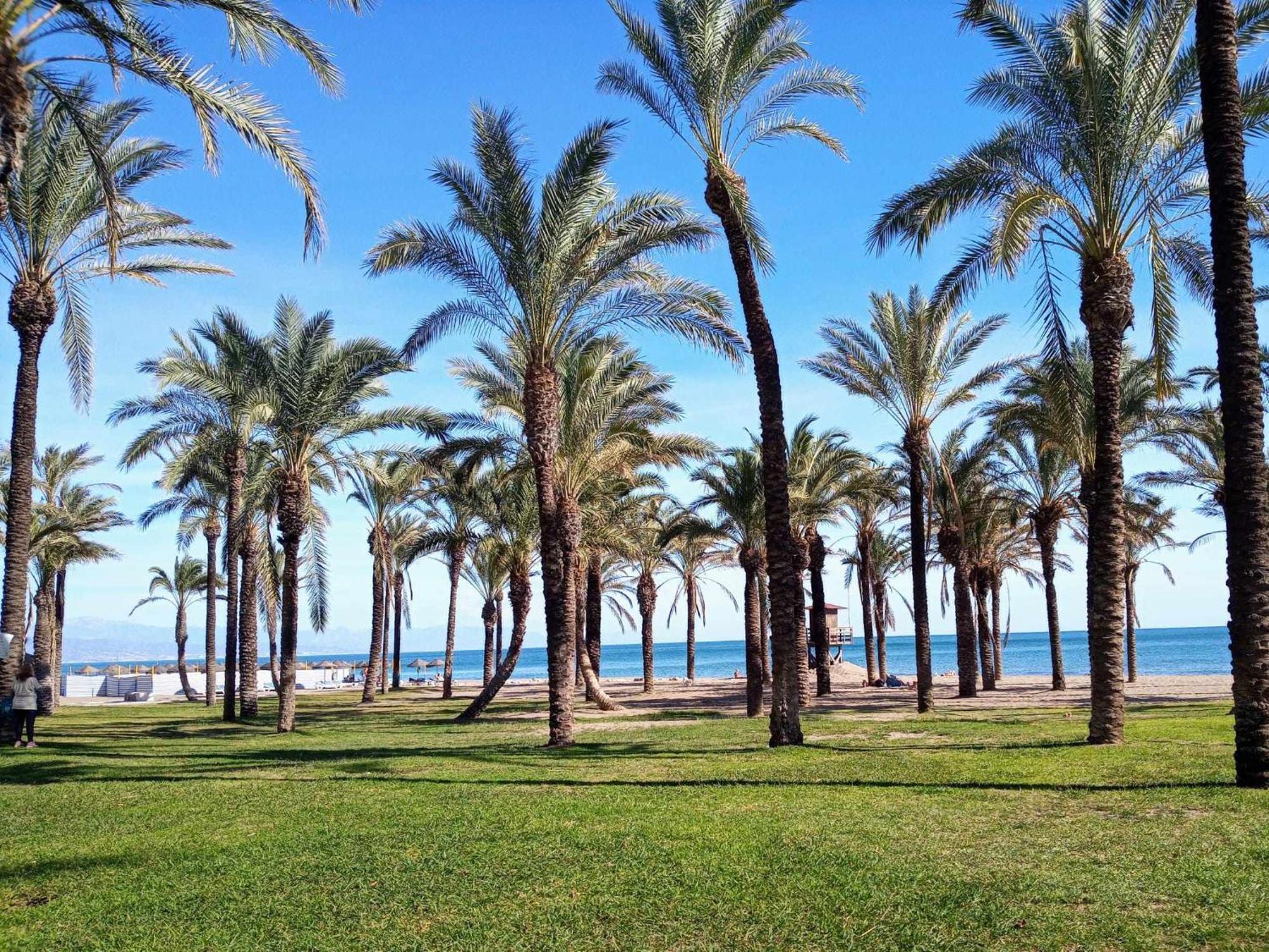 Apartamento La Carihuela A 2 Minutos De La Playa Torremolinos Extérieur photo